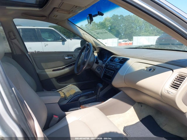 46144786 :رقم المزاد ، 1HGCG565XXA073388 vin ، 1999 Honda Accord Ex مزاد بيع