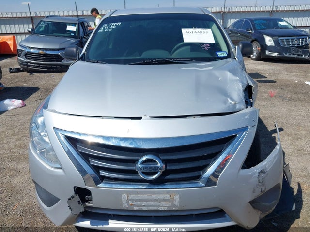 46144855 :رقم المزاد ، 3N1CN7AP2FL932332 vin ، 2015 Nissan Versa 1.6 S مزاد بيع