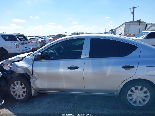 46144855 :رقم المزاد ، 3N1CN7AP2FL932332 vin ، 2015 Nissan Versa 1.6 S مزاد بيع