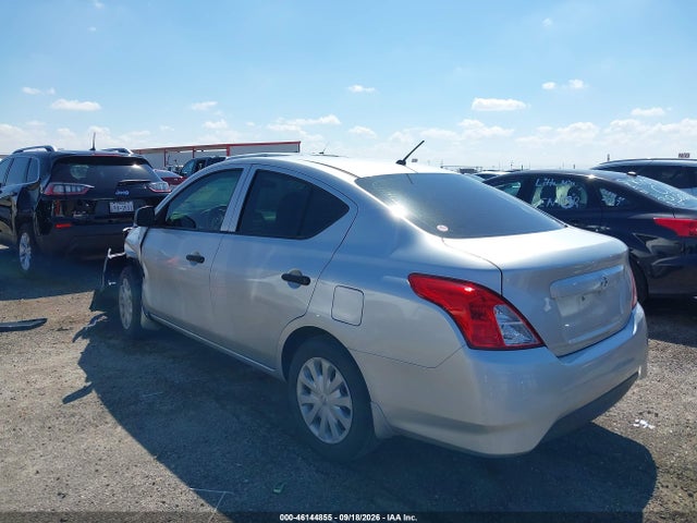 46144855 :رقم المزاد ، 3N1CN7AP2FL932332 vin ، 2015 Nissan Versa 1.6 S مزاد بيع