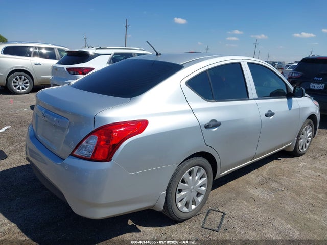 46144855 :رقم المزاد ، 3N1CN7AP2FL932332 vin ، 2015 Nissan Versa 1.6 S مزاد بيع