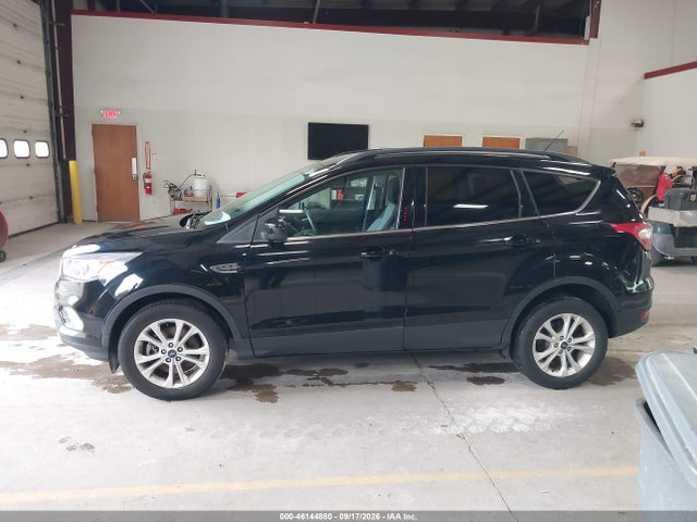 Продаж на аукціоні авто 2018 Ford Escape Se, vin: 1FMCU9GD1JUD31142, номер лоту: 46144880