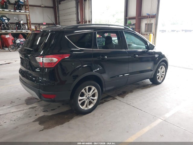 Продаж на аукціоні авто 2018 Ford Escape Se, vin: 1FMCU9GD1JUD31142, номер лоту: 46144880