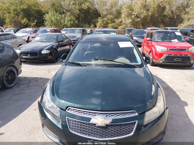46144893 :رقم المزاد ، 1G1PE5SB3F7233102 vin ، 2015 Chevrolet Cruze 2lt Auto مزاد بيع