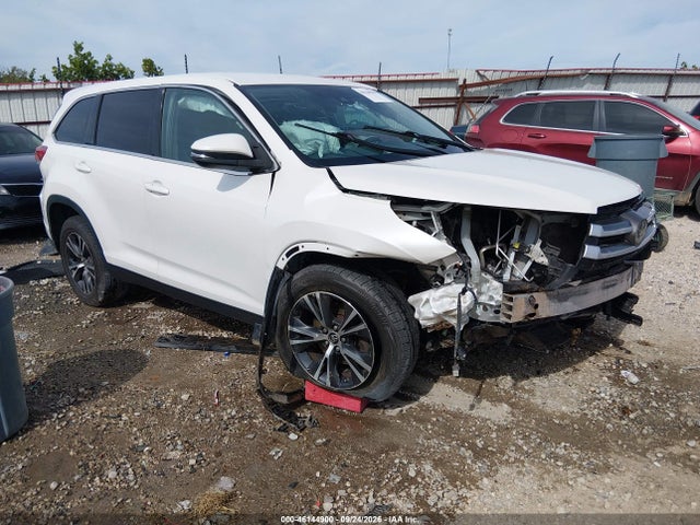 Продажа на аукционе авто 2019 Toyota Highlander Le, vin: 5TDZZRFH8KS290891, номер лота: 46144900