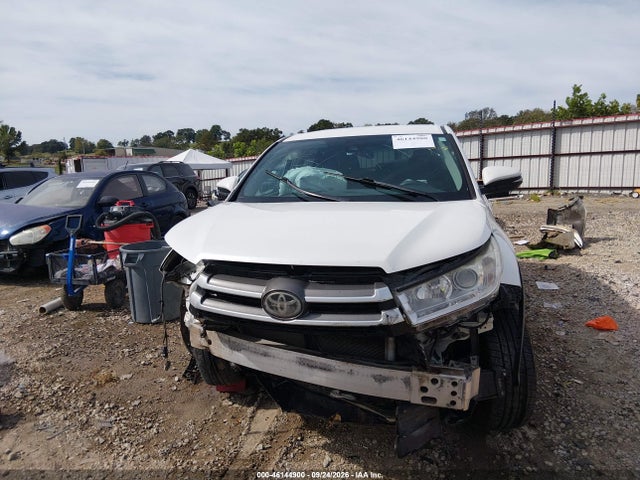 2019 Toyota Highlander Le მანქანა იყიდება აუქციონზე, vin: 5TDZZRFH8KS290891, აუქციონის ნომერი: 46144900
