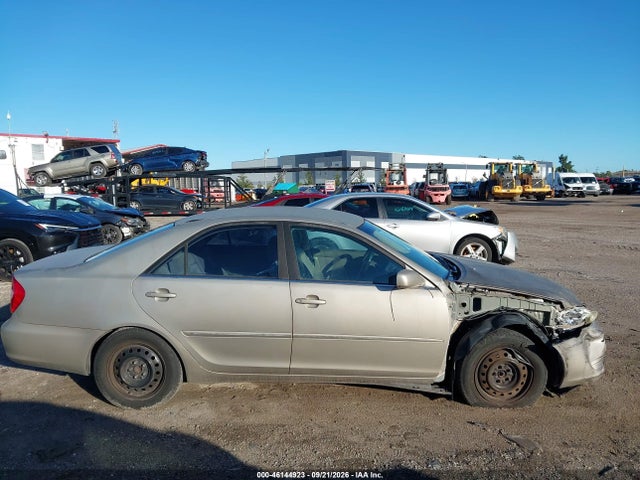 Продажа на аукционе авто 2002 Toyota Camry Xle, vin: 4T1BE32K22U536823, номер лота: 46144923