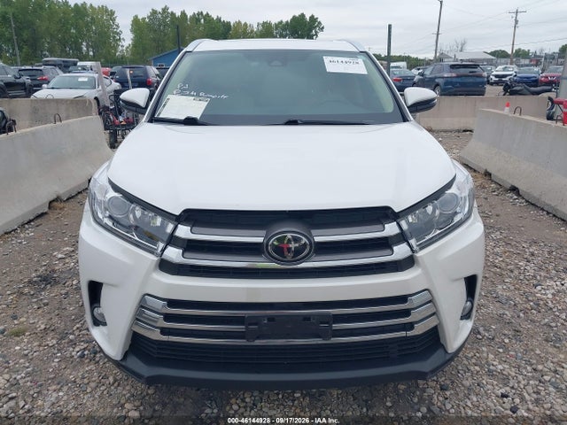 Toyota Highlander Limited 2018 5TDYZRFH2JS240594 Image 13