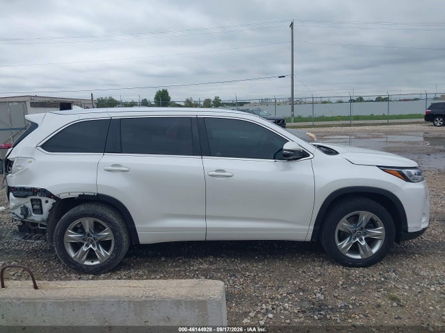 Toyota Highlander Limited 2018 5TDYZRFH2JS240594 Image 14
