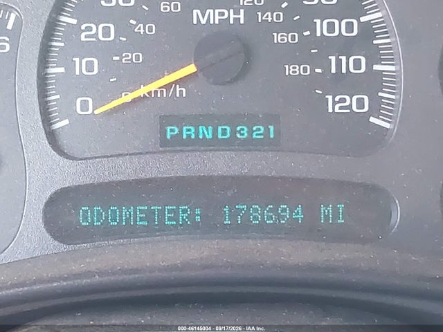 46145004 :رقم المزاد ، 1GKEC13V74R202303 vin ، 2004 Gmc Yukon Sle مزاد بيع