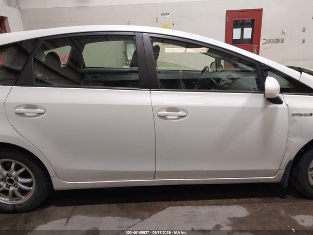 Auction sale of the 2015 Toyota Prius V Two, vin: JTDZN3EU5FJ026800, lot number: 46145027