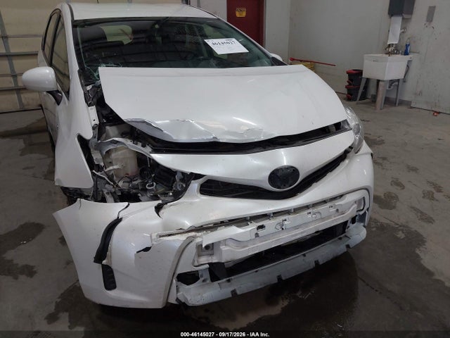 Auction sale of the 2015 Toyota Prius V Two, vin: JTDZN3EU5FJ026800, lot number: 46145027