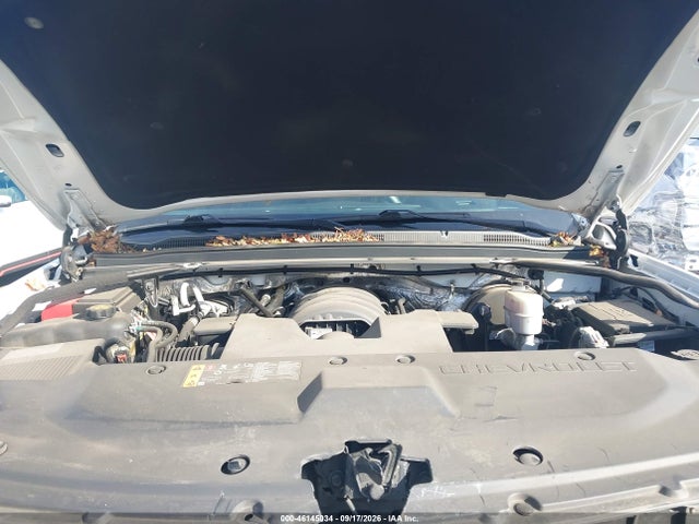 46145034 :رقم المزاد ، 1GNSKHKC8JR233332 vin ، 2018 Chevrolet Suburban Lt مزاد بيع
