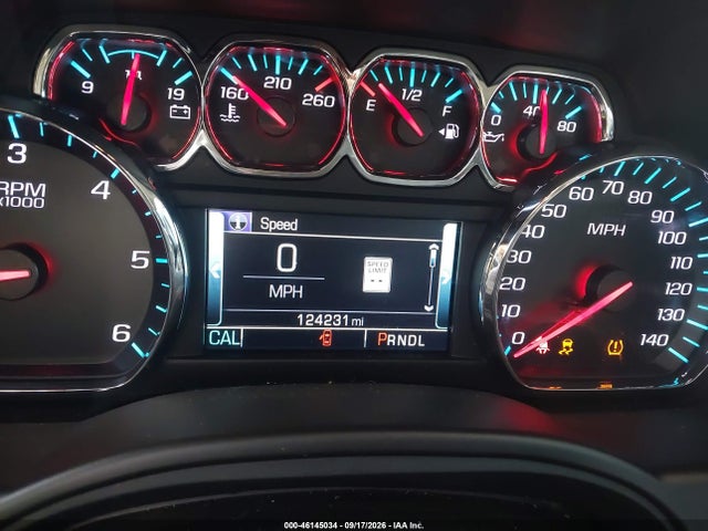 46145034 :رقم المزاد ، 1GNSKHKC8JR233332 vin ، 2018 Chevrolet Suburban Lt مزاد بيع