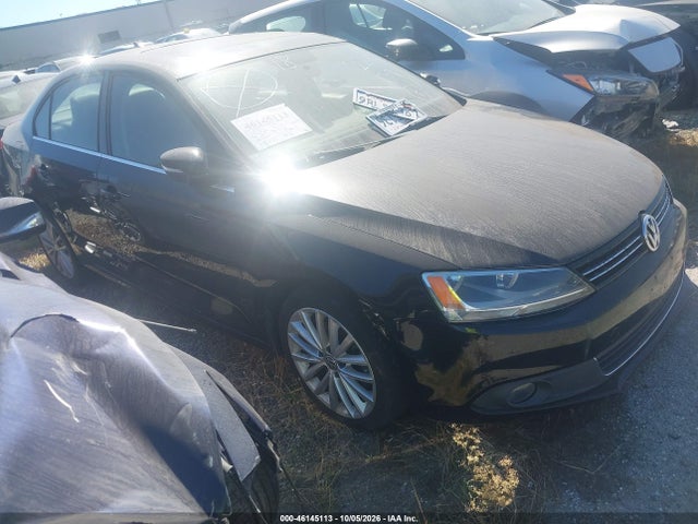 46145113 :رقم المزاد ، 3VWLP7AJXDM285251 vin ، 2013 Volkswagen Jetta 2.5l Sel مزاد بيع