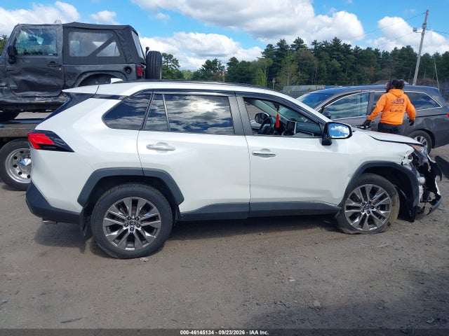 2020 Toyota Rav4 Limited მანქანა იყიდება აუქციონზე, vin: 2T3N1RFVXLW087657, აუქციონის ნომერი: 46145134