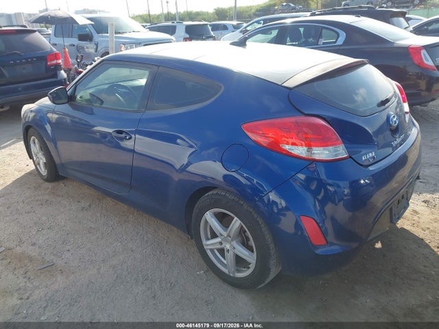 2017 Hyundai Veloster Value Edition მანქანა იყიდება აუქციონზე, vin: KMHTC6AD7HU323230, აუქციონის ნომერი: 46145179