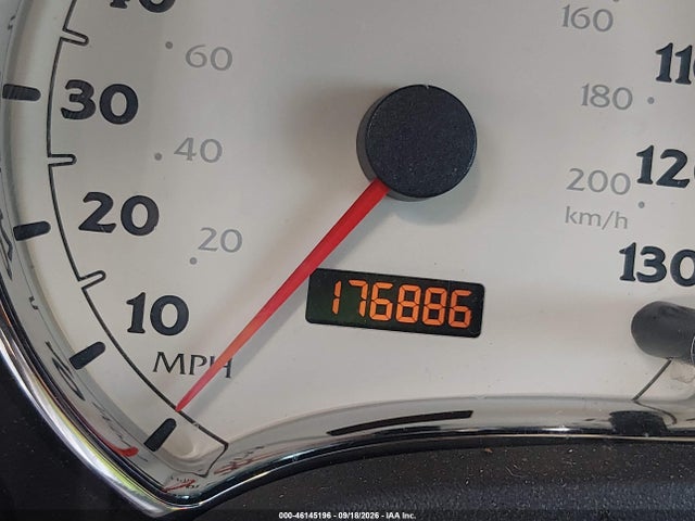 2007 Saturn Vue 4 Cyl მანქანა იყიდება აუქციონზე, vin: 5GZCZ33D17S875684, აუქციონის ნომერი: 46145196