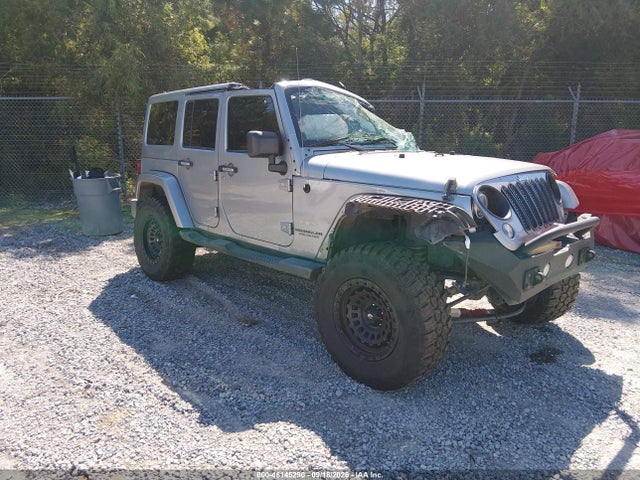 2014 Jeep Wrangler Unlimited Sahara მანქანა იყიდება აუქციონზე, vin: 1C4BJWEG1EL107434, აუქციონის ნომერი: 46145290