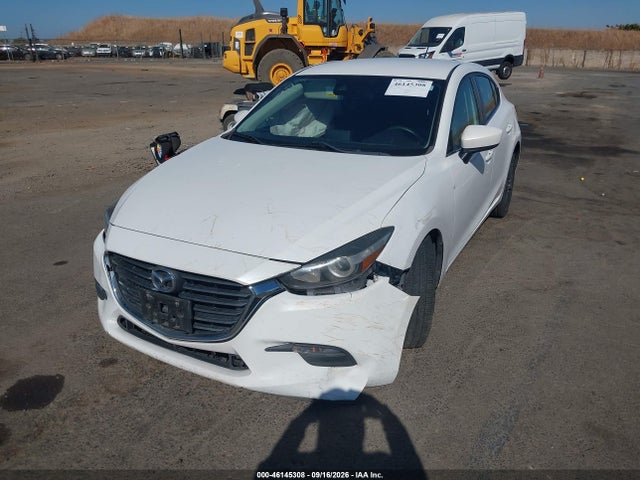 Продажа на аукционе авто 2018 Mazda Mazda3 Touring, vin: 3MZBN1L37JM180241, номер лота: 46145308