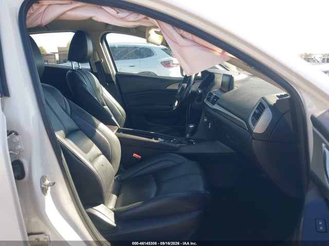 Продажа на аукционе авто 2018 Mazda Mazda3 Touring, vin: 3MZBN1L37JM180241, номер лота: 46145308