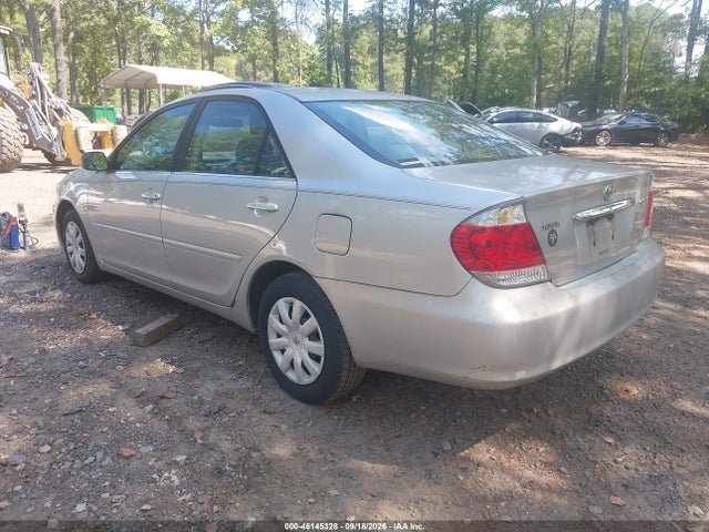 2005 Toyota Camry Std მანქანა იყიდება აუქციონზე, vin: 4T1BE32K95U053673, აუქციონის ნომერი: 46145328
