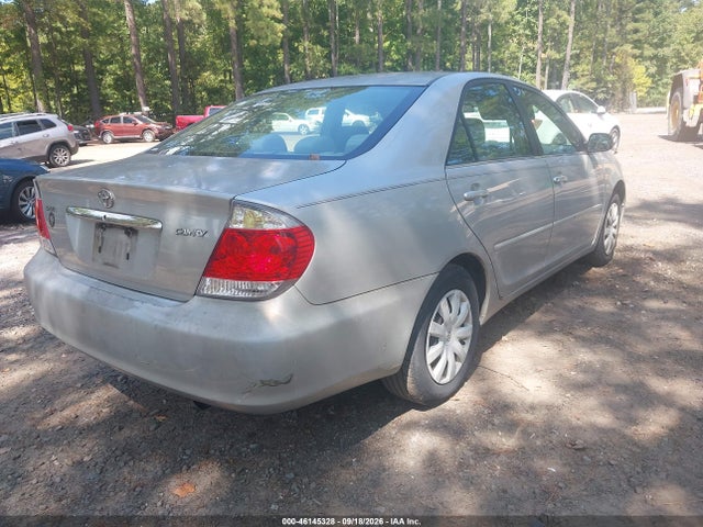 2005 Toyota Camry Std მანქანა იყიდება აუქციონზე, vin: 4T1BE32K95U053673, აუქციონის ნომერი: 46145328