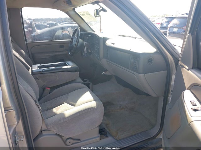 2004 Chevrolet Tahoe Ls მანქანა იყიდება აუქციონზე, vin: 1GNEC13V44R226528, აუქციონის ნომერი: 46145355