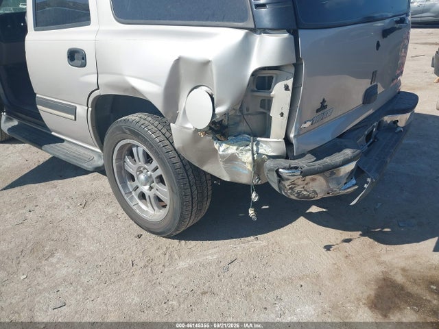 2004 Chevrolet Tahoe Ls მანქანა იყიდება აუქციონზე, vin: 1GNEC13V44R226528, აუქციონის ნომერი: 46145355