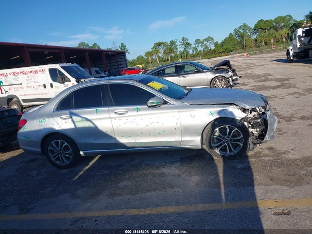 Продажа на аукционе авто 2018 Mercedes-benz C 300 4matic, vin: 55SWF4KBXJU250636, номер лота: 46145408