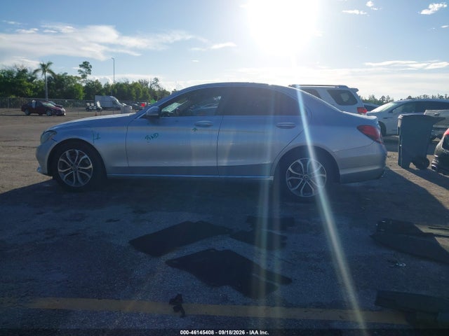 Продажа на аукционе авто 2018 Mercedes-benz C 300 4matic, vin: 55SWF4KBXJU250636, номер лота: 46145408