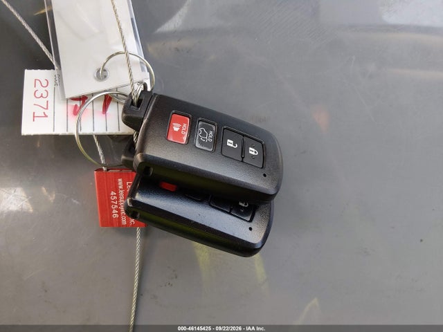 2T3YFREV1GW262478 Toyota Rav4 Limited