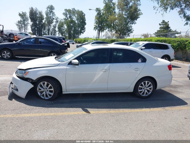 46145460 :رقم المزاد ، 3VWD17AJ3EM372979 vin ، 2014 Volkswagen Jetta 1.8t Se مزاد بيع