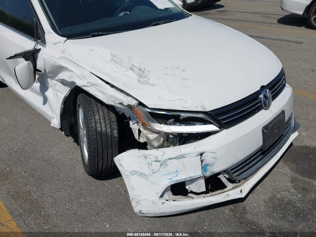 46145460 :رقم المزاد ، 3VWD17AJ3EM372979 vin ، 2014 Volkswagen Jetta 1.8t Se مزاد بيع
