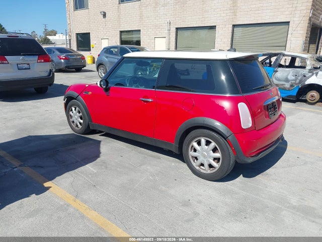 2005 Mini Cooper მანქანა იყიდება აუქციონზე, vin: WMWRC33405TJ63779, აუქციონის ნომერი: 46145502