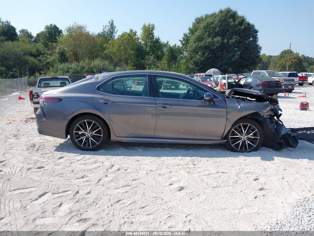 2021 Toyota Camry Se მანქანა იყიდება აუქციონზე, vin: 4T1G11AK7MU533071, აუქციონის ნომერი: 46145521