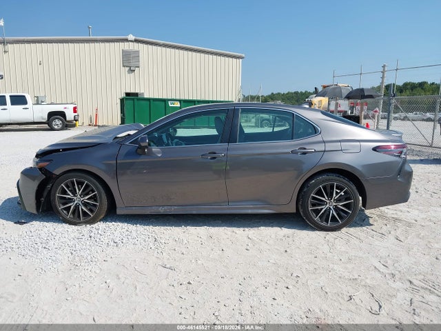 2021 Toyota Camry Se მანქანა იყიდება აუქციონზე, vin: 4T1G11AK7MU533071, აუქციონის ნომერი: 46145521