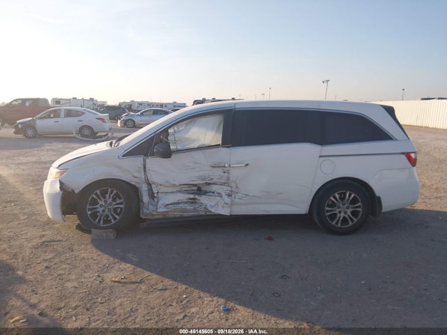 46145605 :رقم المزاد ، 5FNRL5H60BB066105 vin ، 2011 Honda Odyssey Ex-l مزاد بيع