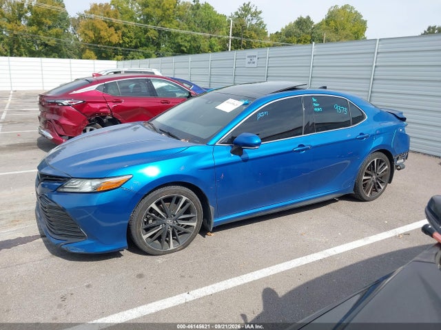 46145621 :رقم المزاد ، 4T1B61HK0KU299693 vin ، 2019 Toyota Camry Xse مزاد بيع