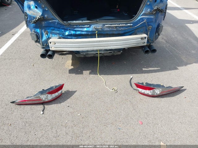 46145621 :رقم المزاد ، 4T1B61HK0KU299693 vin ، 2019 Toyota Camry Xse مزاد بيع