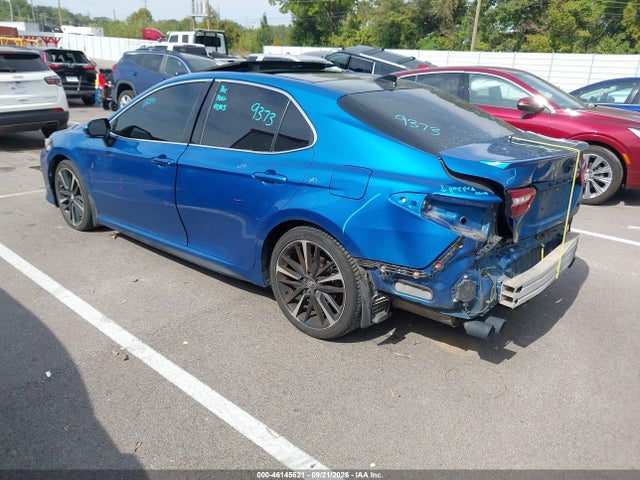 46145621 :رقم المزاد ، 4T1B61HK0KU299693 vin ، 2019 Toyota Camry Xse مزاد بيع