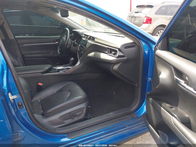 46145621 :رقم المزاد ، 4T1B61HK0KU299693 vin ، 2019 Toyota Camry Xse مزاد بيع