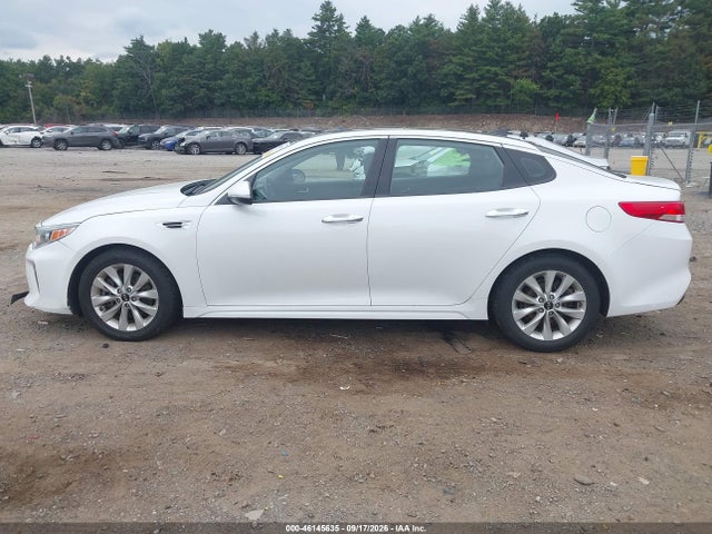 2018 Kia Optima Ex მანქანა იყიდება აუქციონზე, vin: 5XXGU4L32JG256365, აუქციონის ნომერი: 46145635