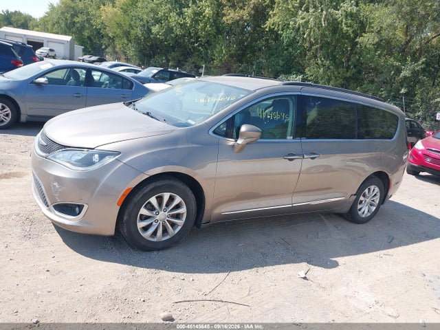 Aukcja sprzedaży 2017 Chrysler Pacifica Touring-l, vin: 2C4RC1BGXHR739313, numer aukcji: 46145645