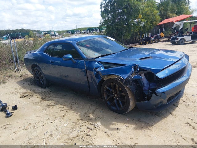 Продаж на аукціоні авто 2022 Dodge Challenger Sxt, vin: 2C3CDZAGXNH233456, номер лоту: 46145680