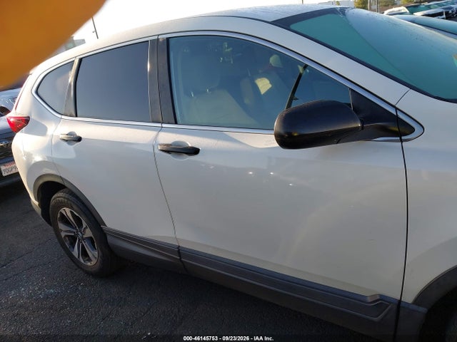Honda CR-V LX 2018 2HKRW5H32JH400955 Image 14