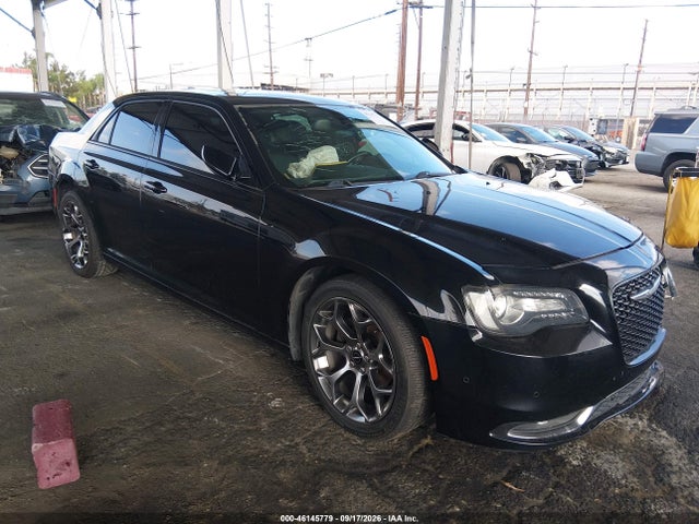 2015 Chrysler 300 300s მანქანა იყიდება აუქციონზე, vin: 2C3CCABG1FH803140, აუქციონის ნომერი: 46145779