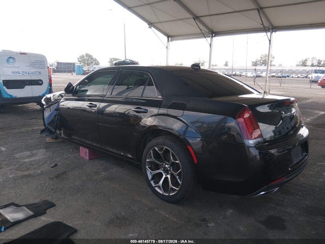 2015 Chrysler 300 300s მანქანა იყიდება აუქციონზე, vin: 2C3CCABG1FH803140, აუქციონის ნომერი: 46145779