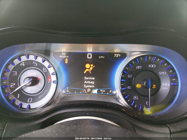 2015 Chrysler 300 300s მანქანა იყიდება აუქციონზე, vin: 2C3CCABG1FH803140, აუქციონის ნომერი: 46145779