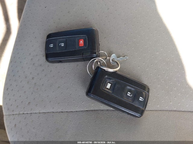 2007 Toyota Prius მანქანა იყიდება აუქციონზე, vin: JTDKB20U977692634, აუქციონის ნომერი: 46145798
